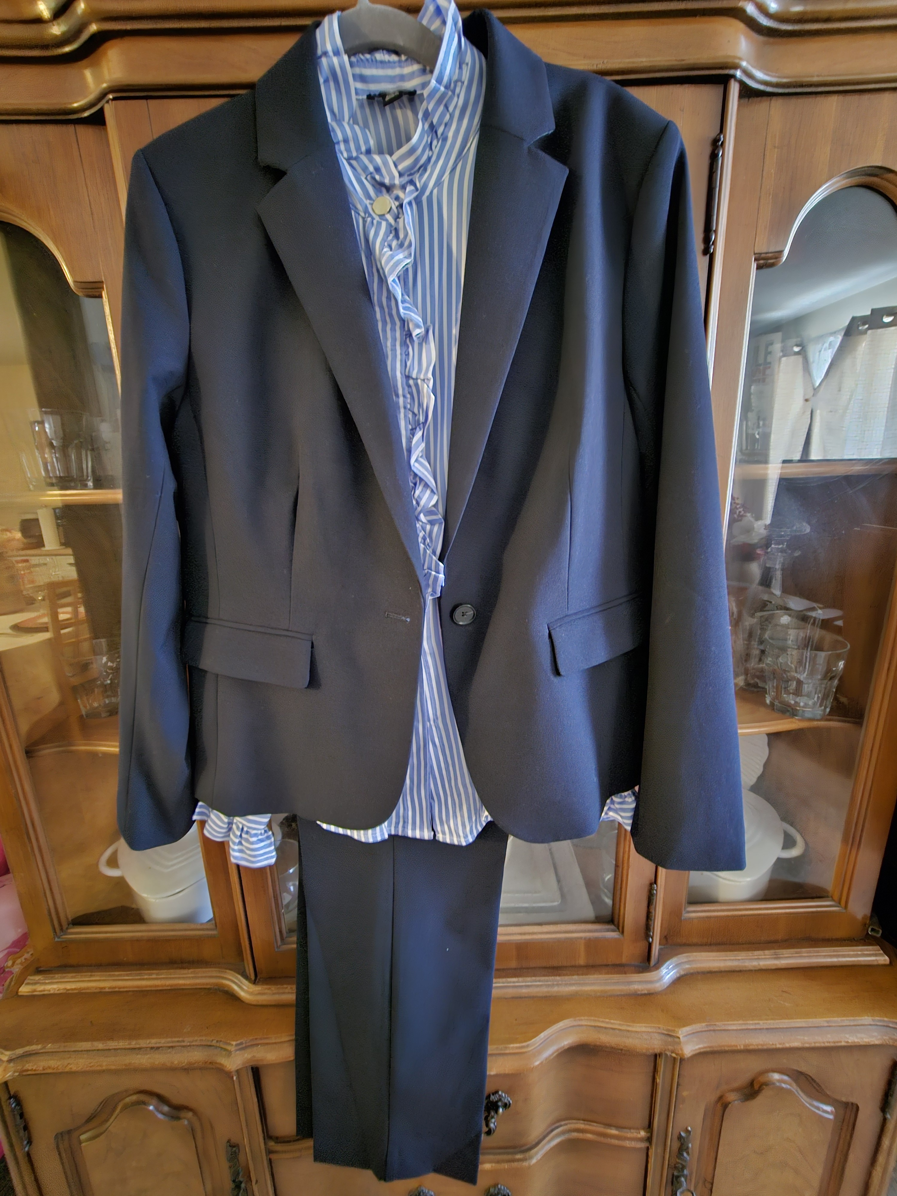 Ann Taylor Navy Women's Blazer And Pants Suit With Striped Shirt. B/8 - P/8-Sh/S